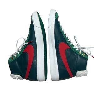 Nike Blazer Mid 77 Christmas DC1619-300 Men’s 9.5 Green Red Sneakers High top